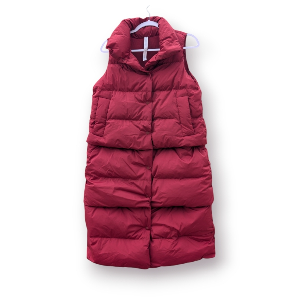 Lululemon Transformable Parka Vest Size 4 Red EUC